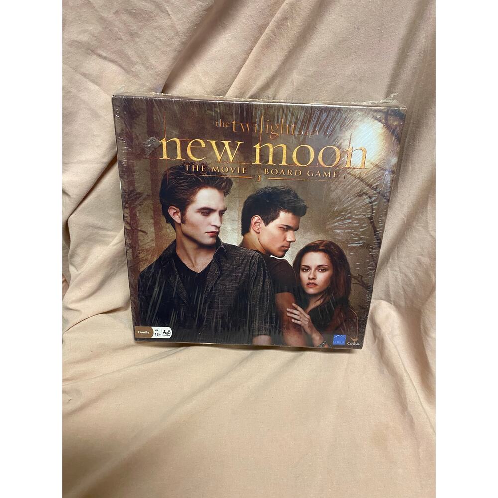 The Twilight Saga New Moon The Movie Board Game Factory Sealed